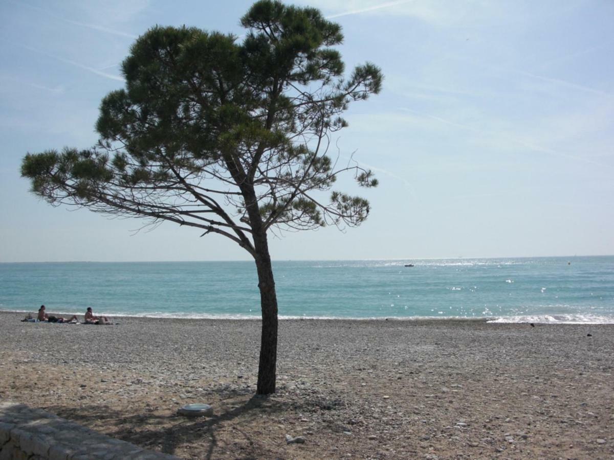 Agreable Appartement 4 Personnes A Villeneuve-Loubet Plage, Piscine, Mer, Commerces A Proximite Exterior photo